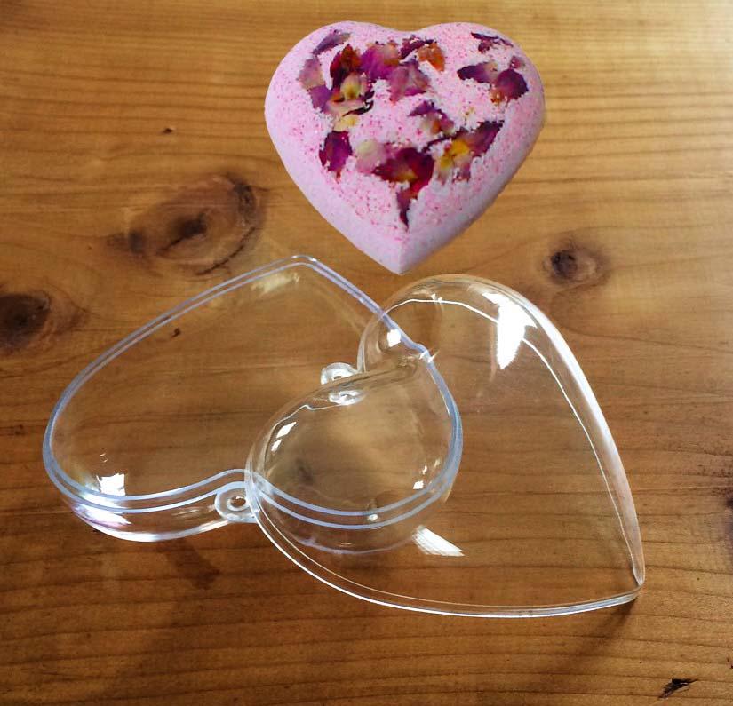 Heart-Mold2_copy_R168F71KW2BC.jpg